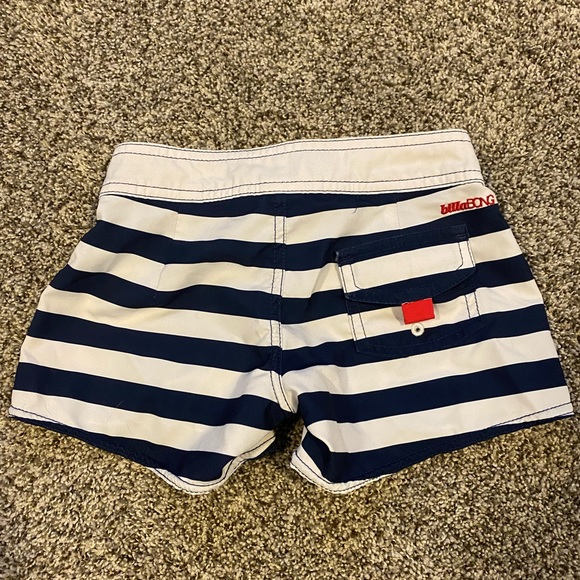 Billabong Girls Sz 5 Swim Shorts - Picture 3 of 4